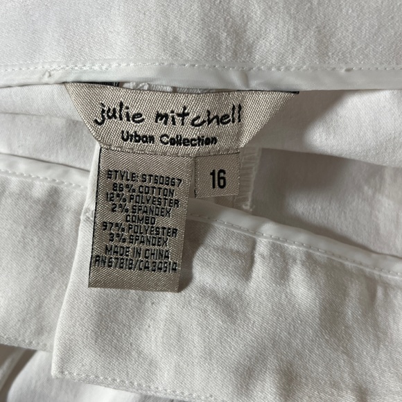 VGUC Cropped white pants-Size 16- Please read description first! - Picture 3 of 7